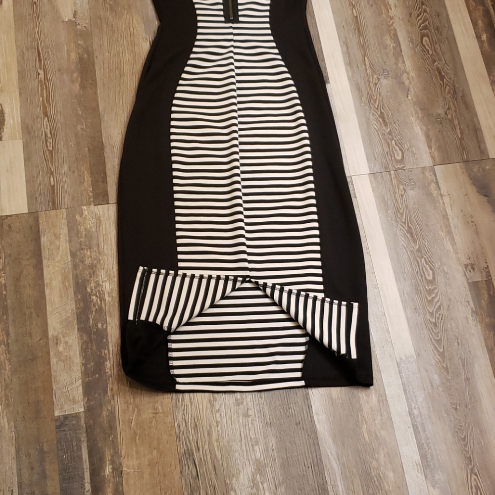 Material Girl - Picture 7 of 11